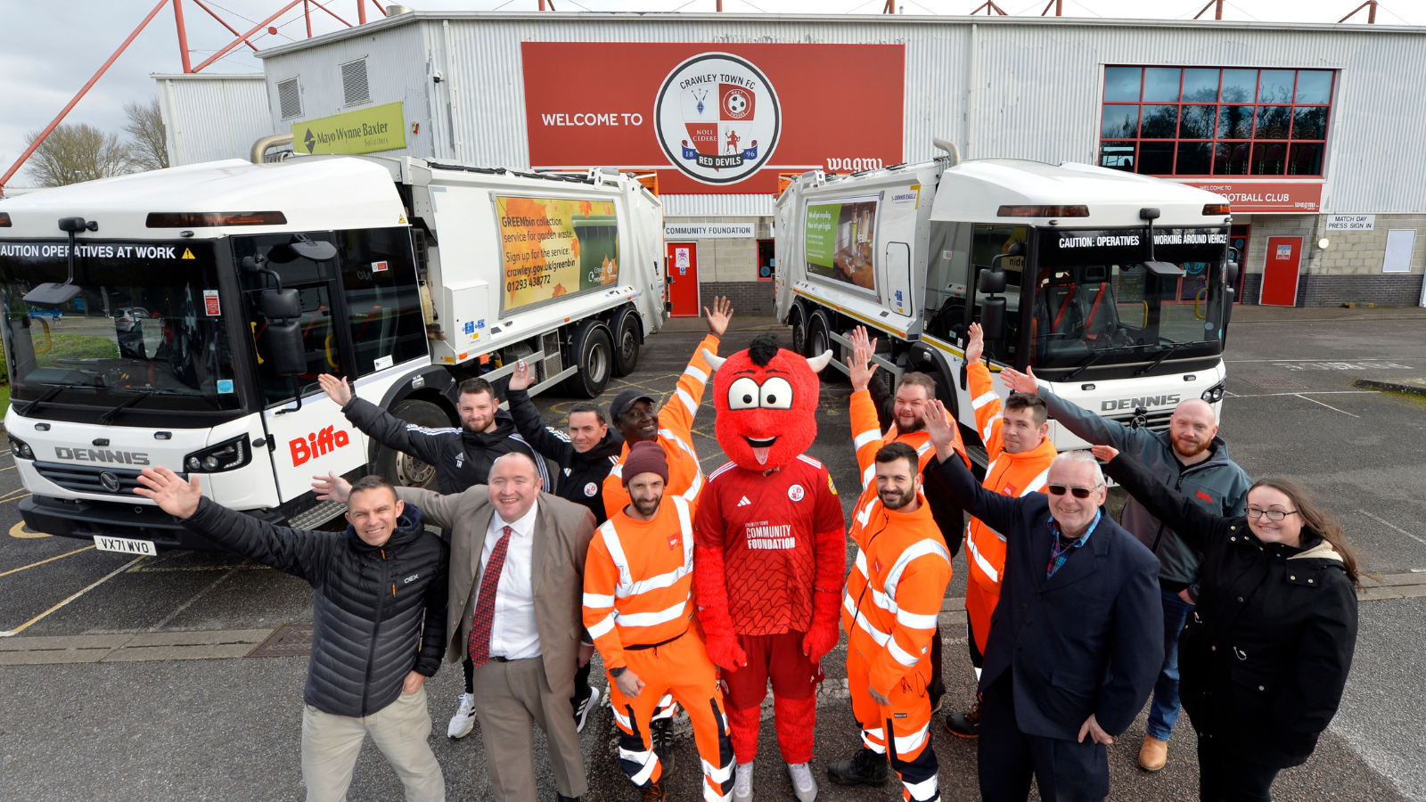 Crawley FC.png